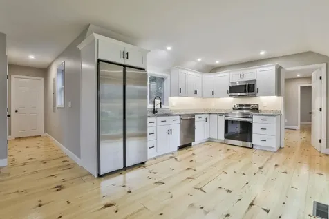 25 East Road Plaistow NH 03865