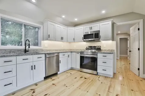 25 East Road Plaistow NH 03865