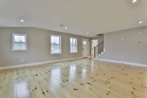25 East Road Plaistow NH 03865