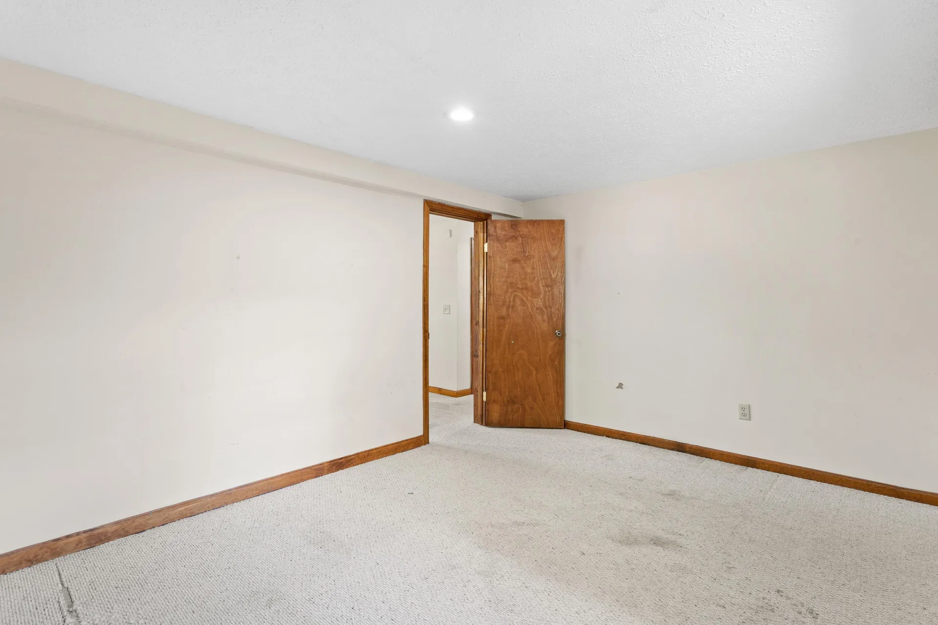 5 Summers Avenue Allenstown NH 03275