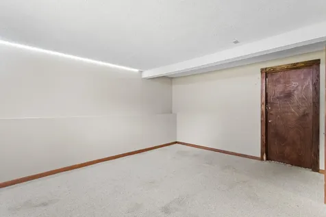 5 Summers Avenue Allenstown NH 03275