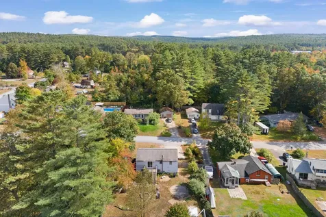 5 Summers Avenue Allenstown NH 03275