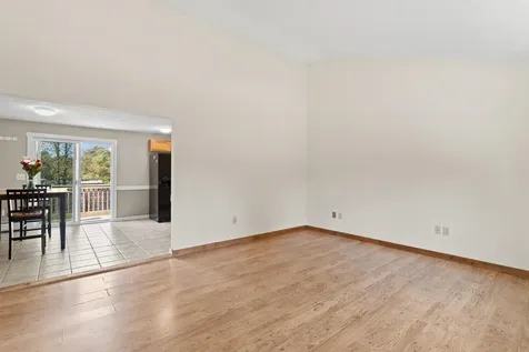 5 Summers Avenue Allenstown NH 03275