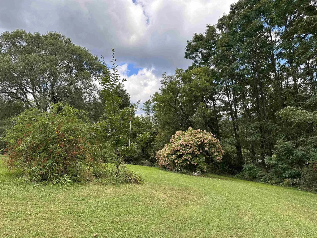 2505 East Street New Haven VT 05472