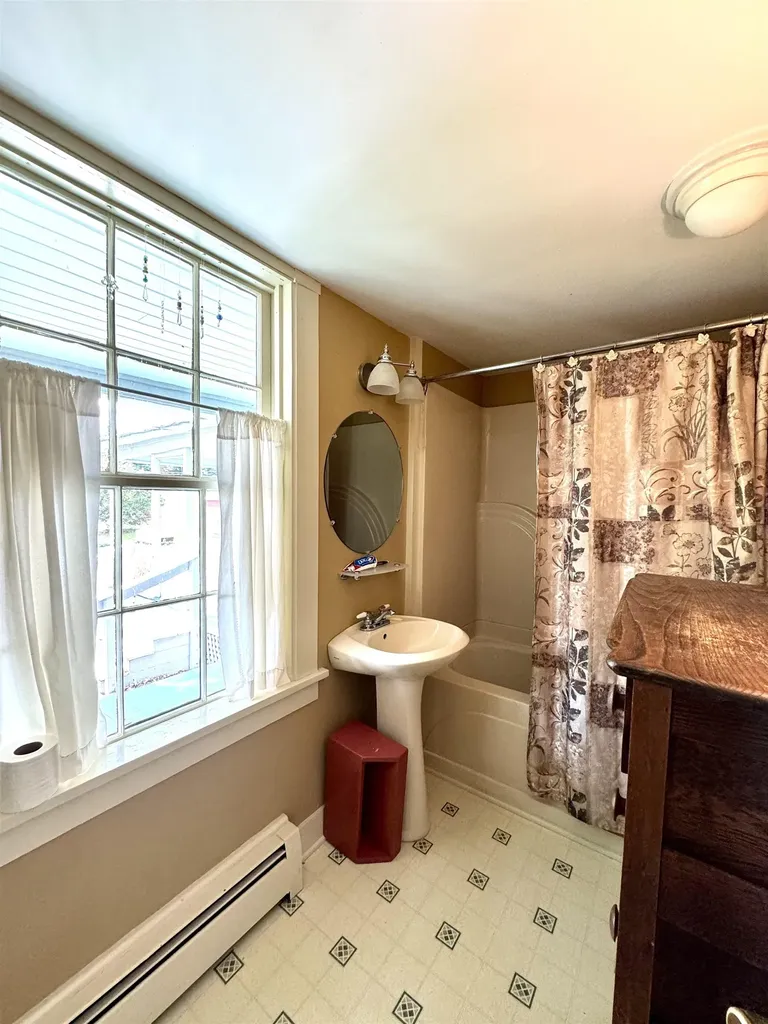 2505 East Street New Haven VT 05472