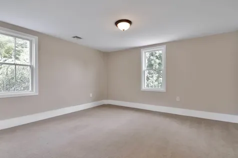 297 Main Street Salem NH 03079