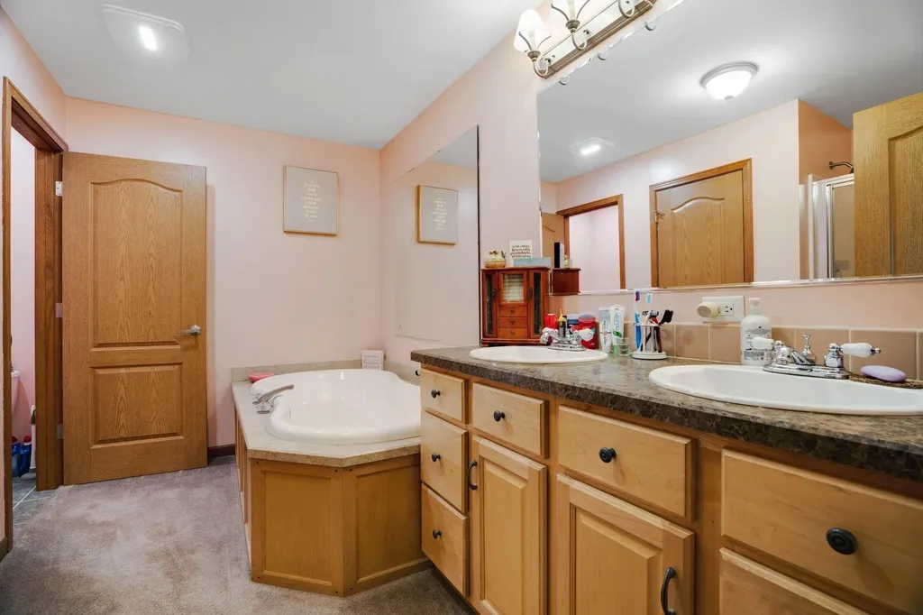 1172 2nd Nh Turnpike Unity NH 03773