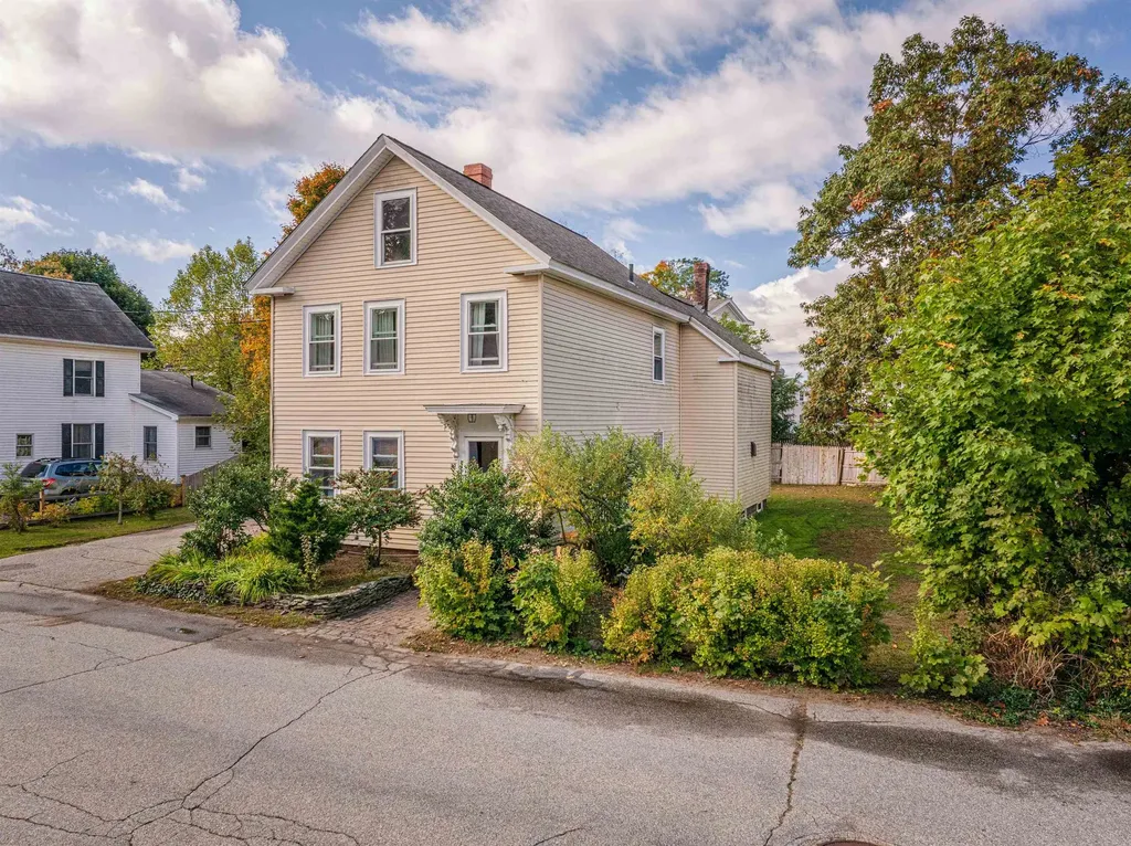 10 School Street Exeter NH 03833
