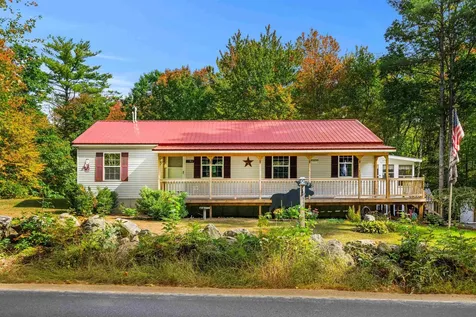 23 Bog Road Hillsborough NH 03244