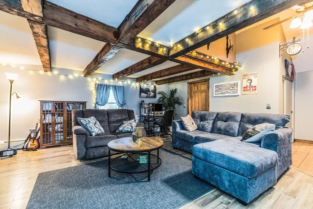 544 H Road Acton ME 04001