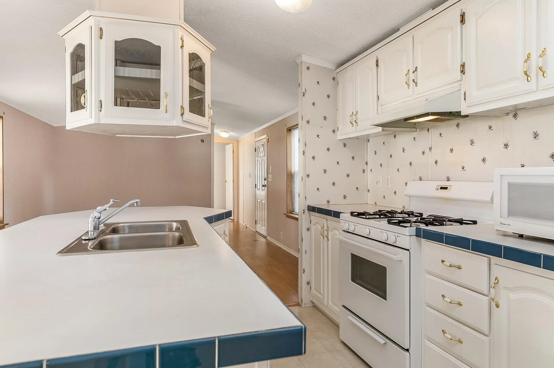 97 Colonial Village Somersworth NH 03878