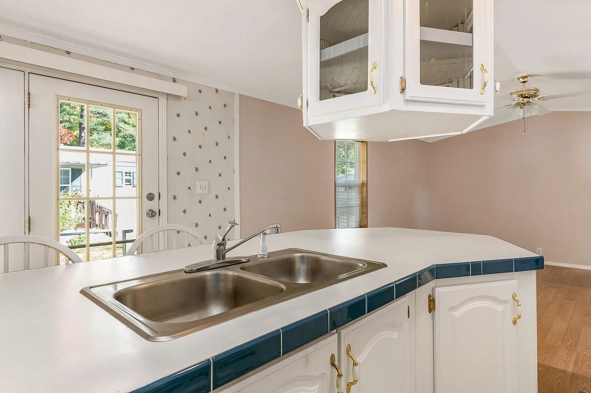 97 Colonial Village Somersworth NH 03878