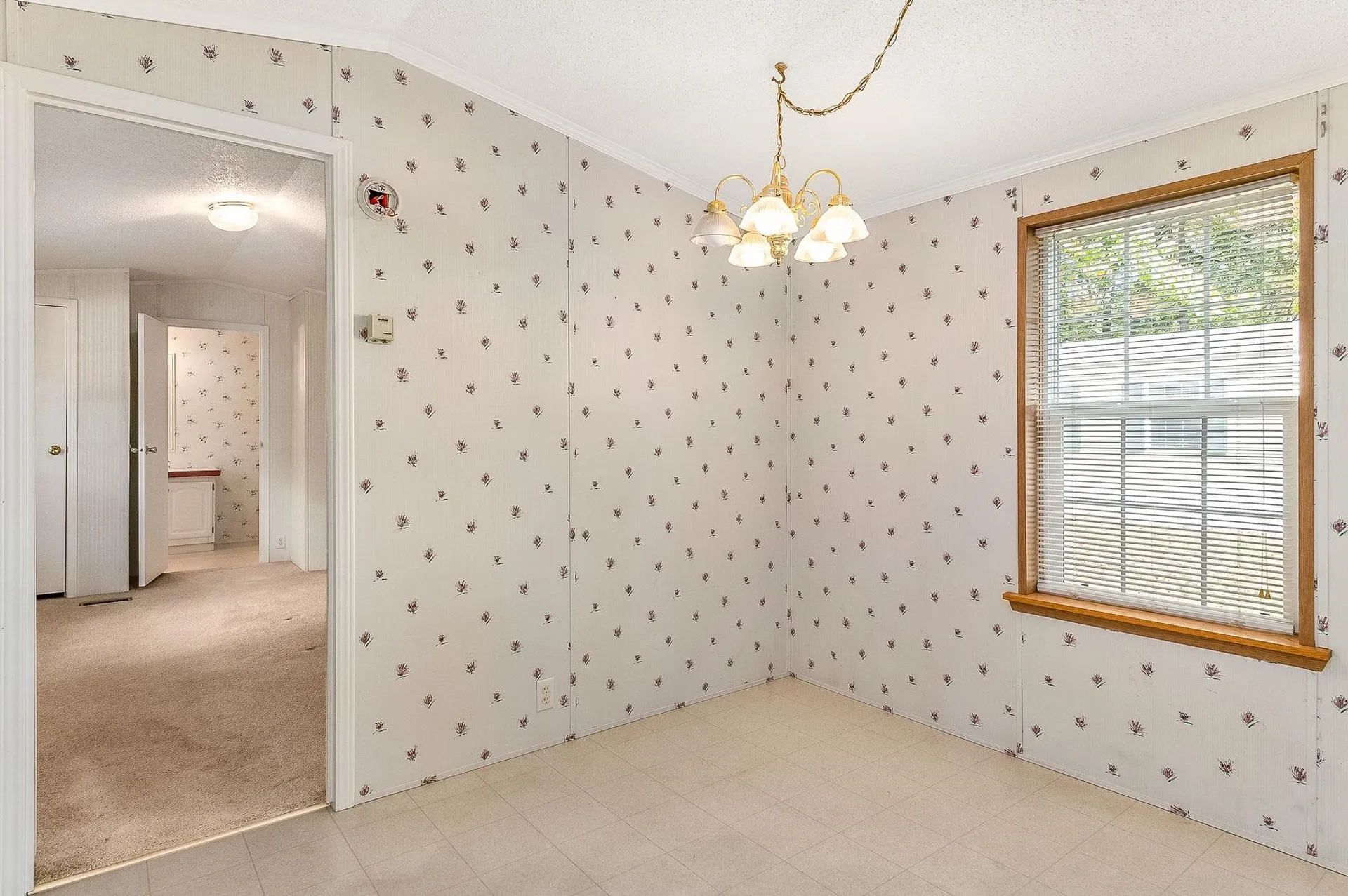 97 Colonial Village Somersworth NH 03878