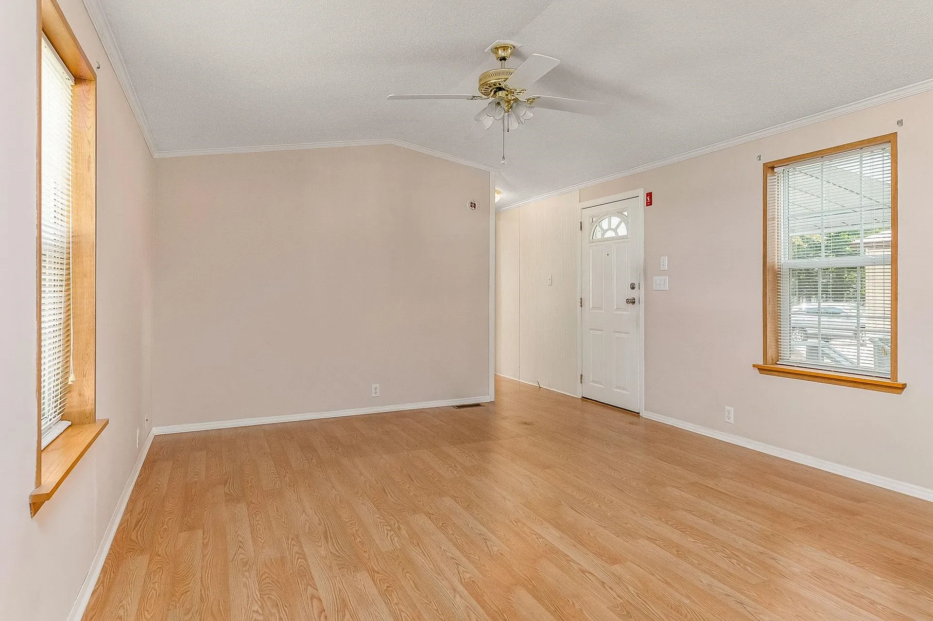 97 Colonial Village Somersworth NH 03878