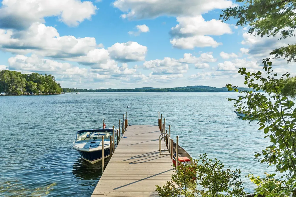 15 Grassy Pond Road Moultonborough NH 03254