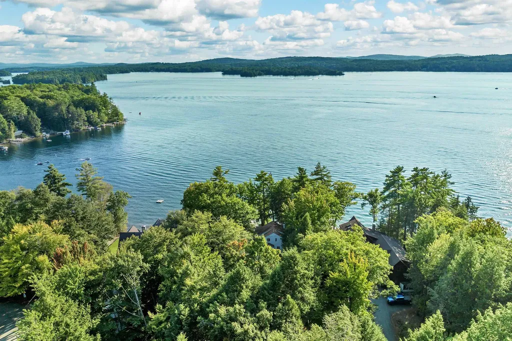 15 Grassy Pond Road Moultonborough NH 03254