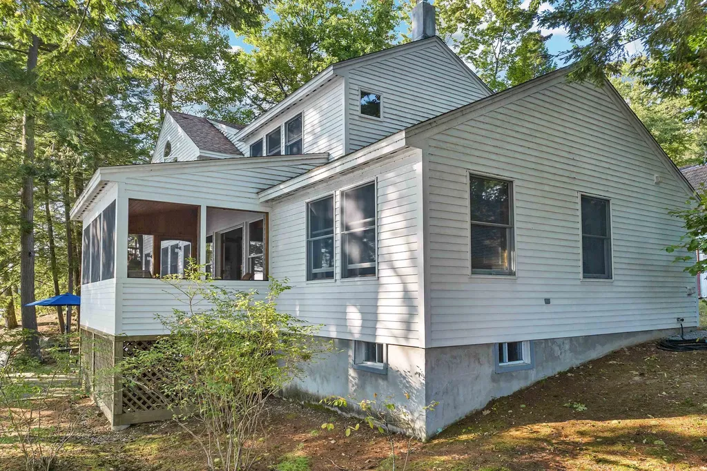 15 Grassy Pond Road Moultonborough NH 03254