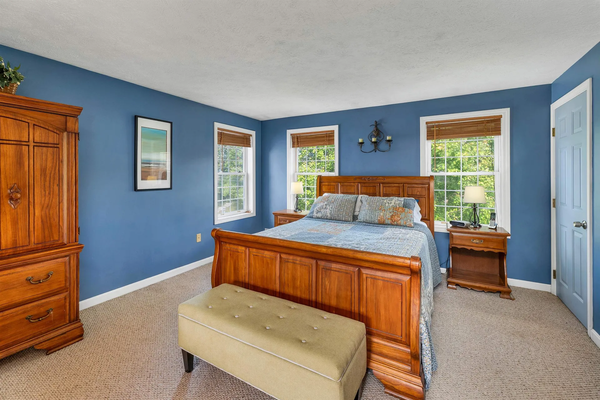 93 Meetinghouse Lane Manchester NH 03109