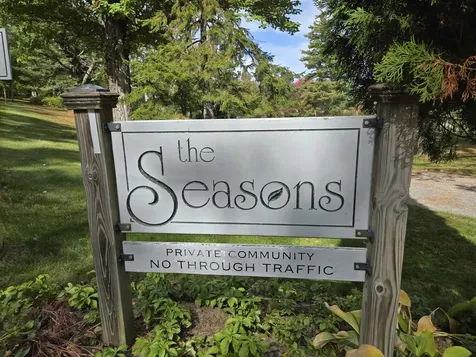 16 Seasons Road New London NH 03257