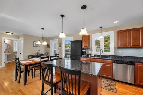 253 Drakeside Road Hampton NH 03842
