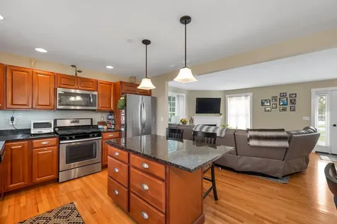 253 Drakeside Road Hampton NH 03842