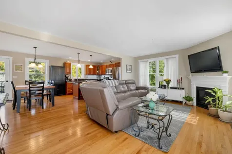 253 Drakeside Road Hampton NH 03842