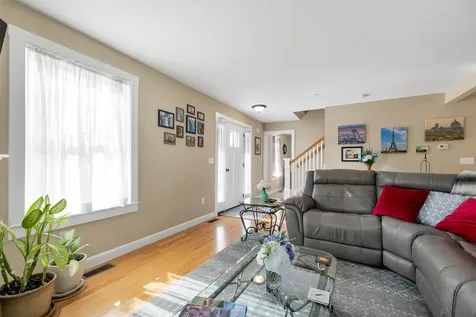 253 Drakeside Road Hampton NH 03842