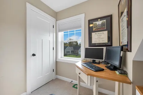 253 Drakeside Road Hampton NH 03842