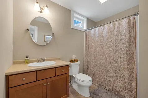 253 Drakeside Road Hampton NH 03842