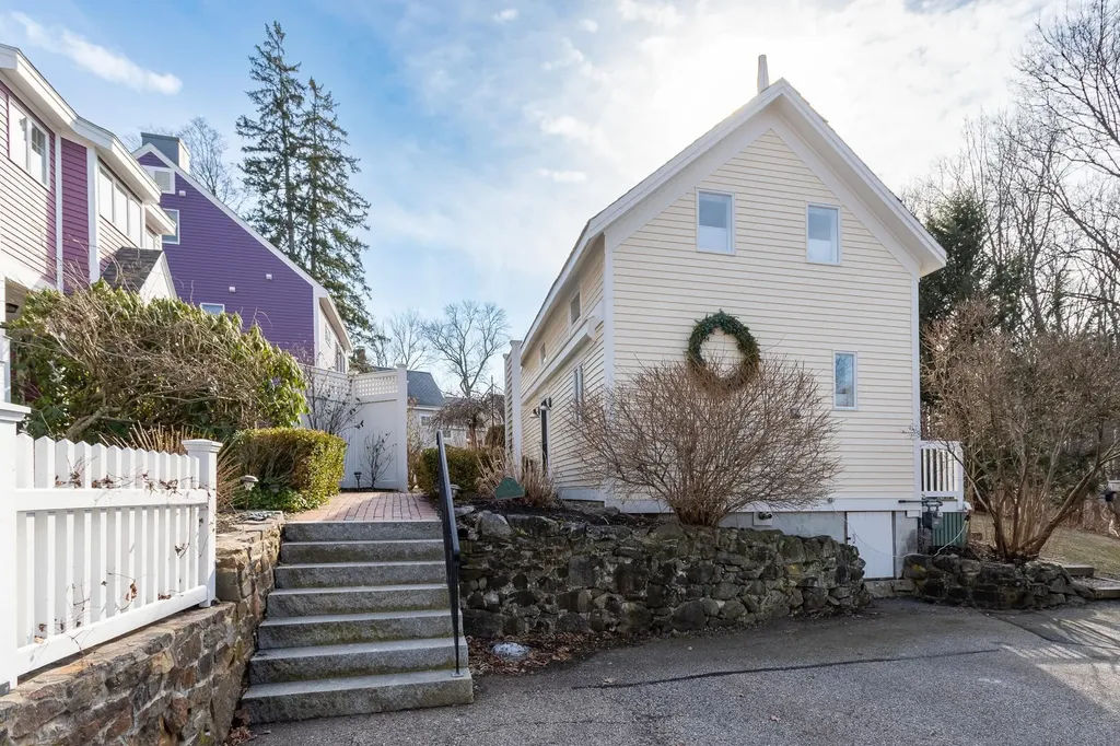 774 Middle Street Portsmouth NH 03801