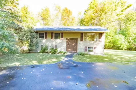156 Whitehall Road Hooksett NH 03106