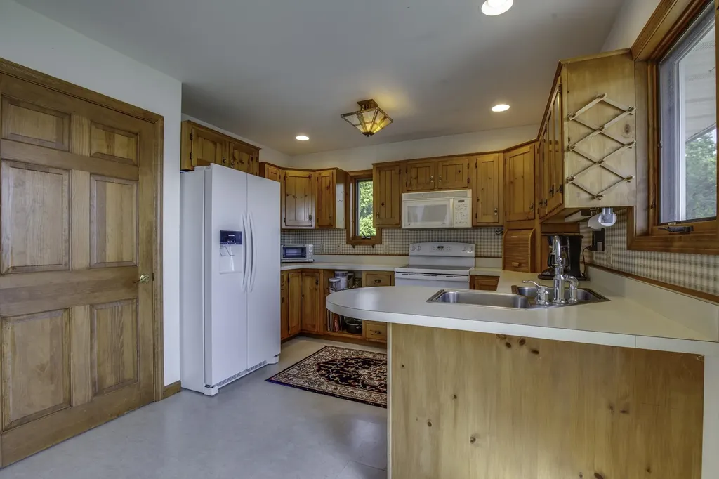 2 Cooper Bay North Grand Isle VT 05458