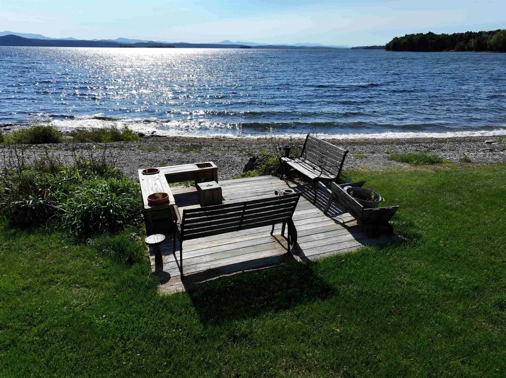 2 Cooper Bay North Grand Isle VT 05458