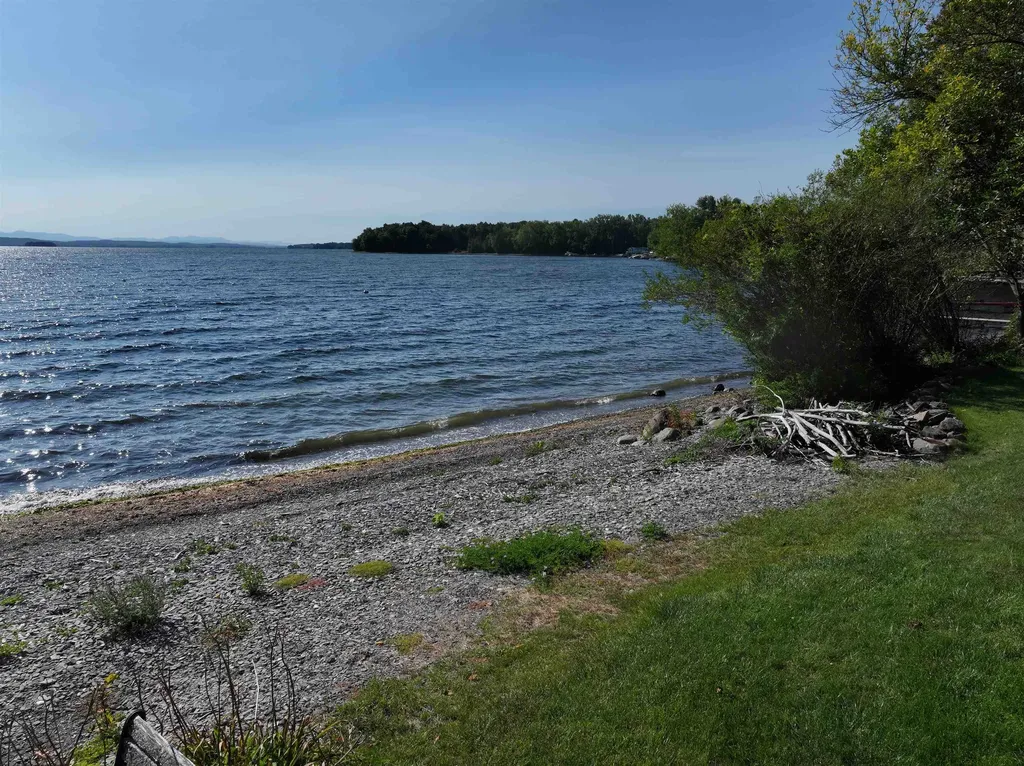 2 Cooper Bay North Grand Isle VT 05458