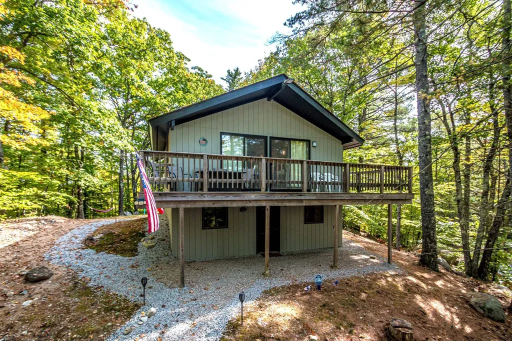 5 Oak Ridge Road Madison NH 03849