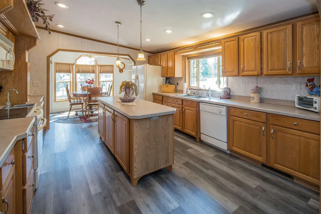 66 Cedar Acres Stockbridge VT 05772