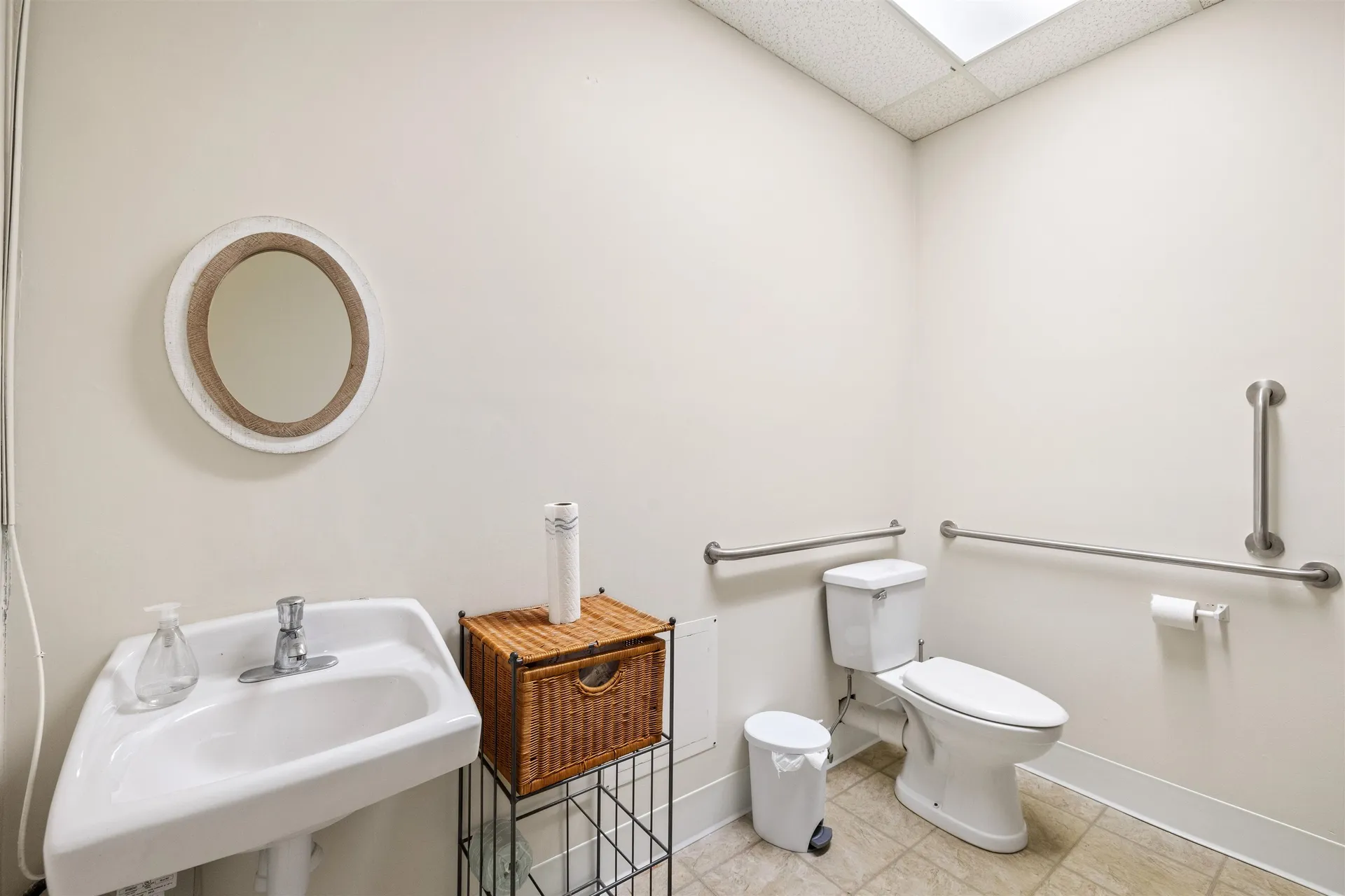 323 Gonic Road Rochester NH 03839