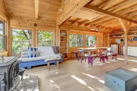 232 Worden Road Jamaica VT 05343