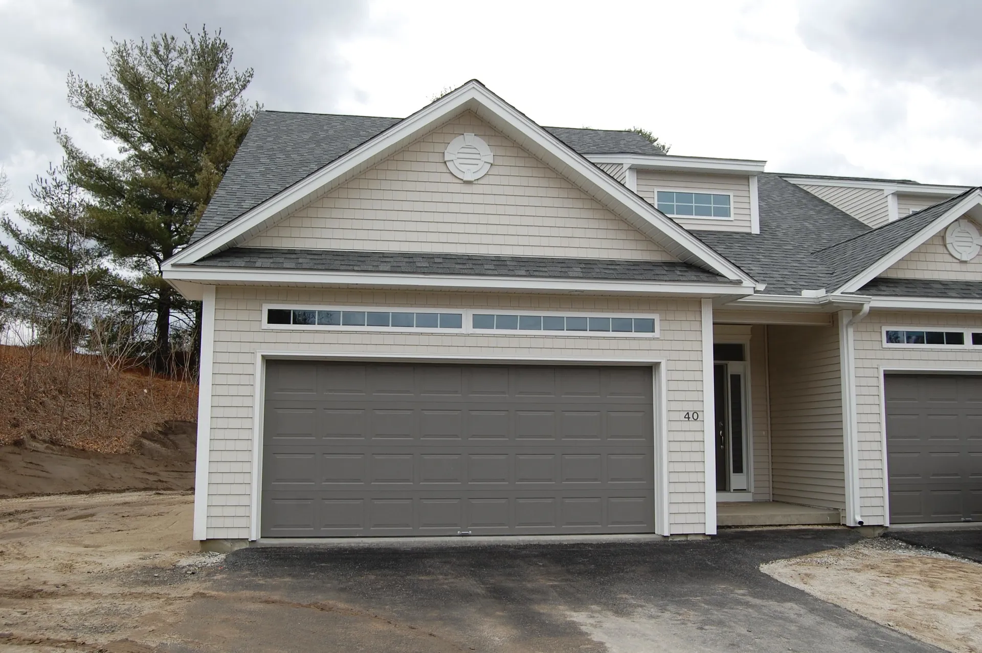 40 Sheffield Way Londonderry NH 03053