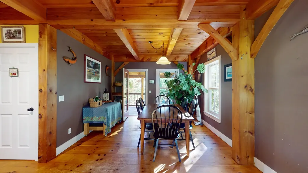 927 Upper Meehan Road Bristol VT 05443