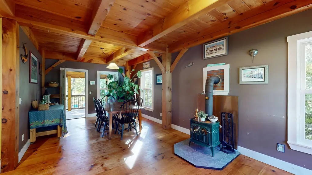 927 Upper Meehan Road Bristol VT 05443