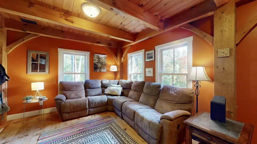 927 Upper Meehan Road Bristol VT 05443