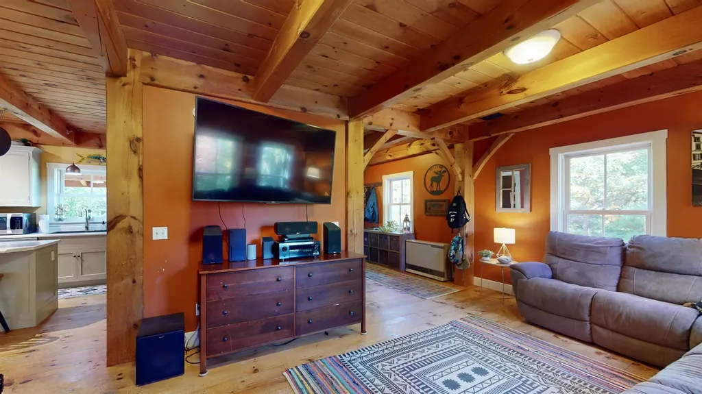 927 Upper Meehan Road Bristol VT 05443