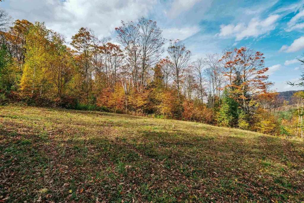 186 Bicknell Hill Road Tunbridge VT 05077