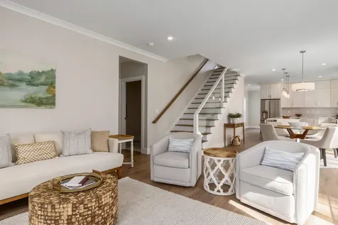 1171 Sagamore Avenue Portsmouth NH 03801