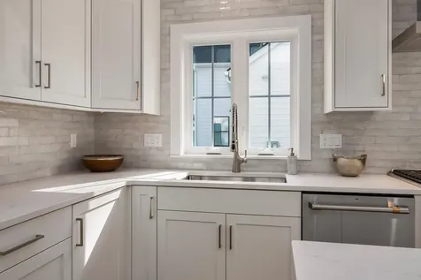 1171 Sagamore Avenue Portsmouth NH 03801