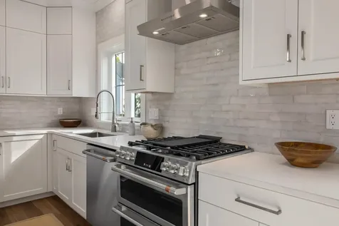 1171 Sagamore Avenue Portsmouth NH 03801