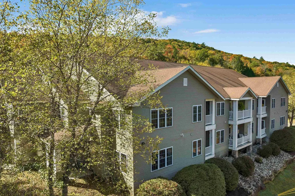 9 Blueberry Hill Road Plymouth NH 03264