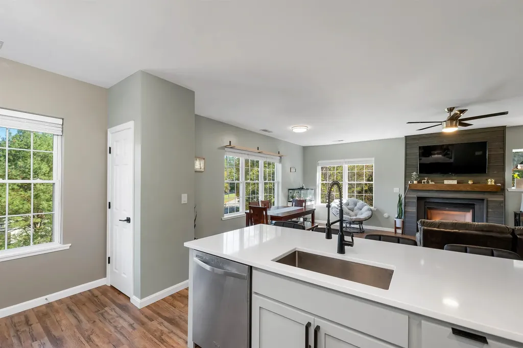 9 Blueberry Hill Road Plymouth NH 03264