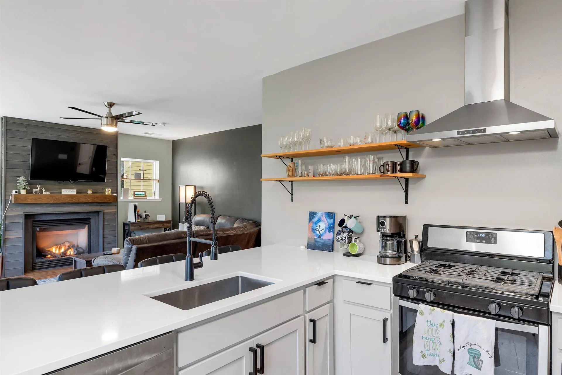 9 Blueberry Hill Road Plymouth NH 03264